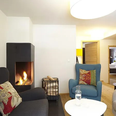 拉斐尔蒂罗尔酒店 酒店 圣安东阿尔贝格