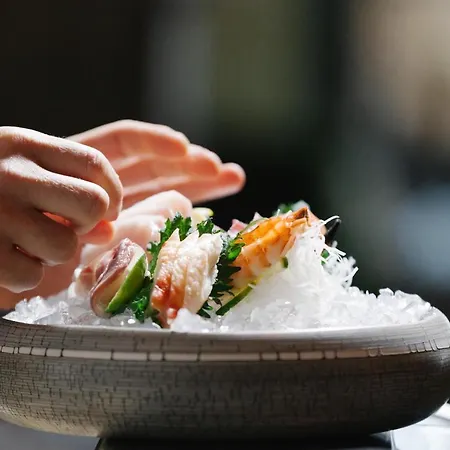 拉斐尔蒂罗尔酒店 酒店 4*