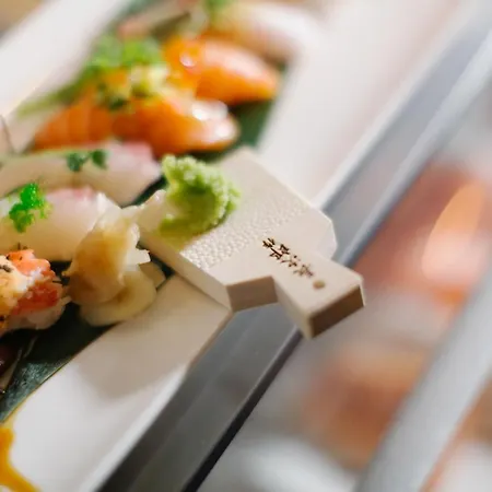 拉斐尔蒂罗尔酒店 4*