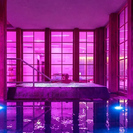 Raffl's Tyrol 장크트안톤암아를베르크