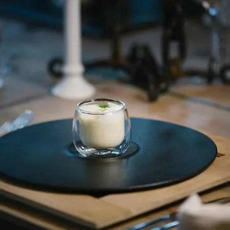 Raffl's Tyrol 호텔 장크트안톤암아를베르크